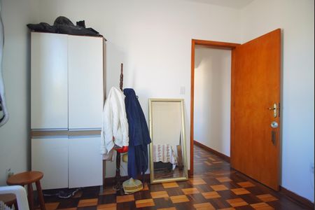 Quarto de apartamento para alugar com 1 quarto, 47m² em Passo D’areia, Porto Alegre