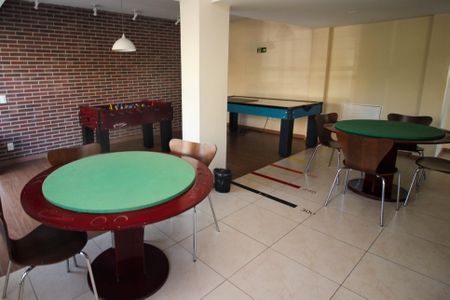 Apartamento à venda com 56m², 2 quartos e 1 vagaÁrea comum 