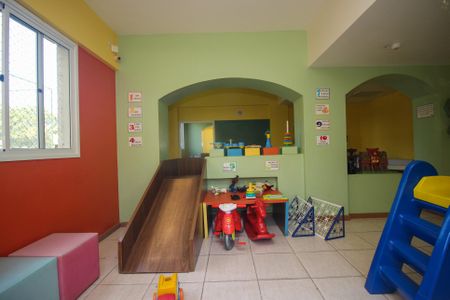 Apartamento à venda com 56m², 2 quartos e 1 vagaÁrea comum 