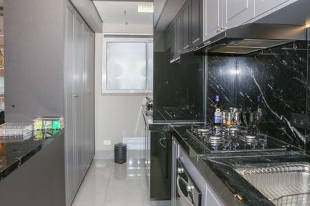 Apartamento para alugar com 79m², 2 quartos e 2 vagasCozinha e Área de Serviço
