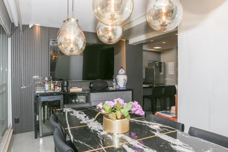 Apartamento para alugar com 79m², 2 quartos e 2 vagasSala