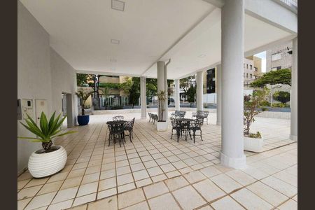 Apartamento para alugar com 85m², 2 quartos e 2 vagas Apartamento para alugar com 85m², 2 quartos e 2 vagasÁrea comum