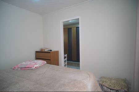 Casa à venda com 140m², 3 quartos e 2 vagasSuíte