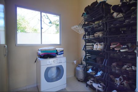 Casa à venda com 140m², 3 quartos e 2 vagasÁrea de Serviço