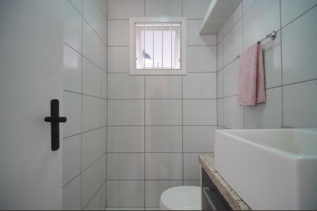 Casa à venda com 140m², 3 quartos e 2 vagasBanheiro