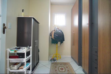 Casa à venda com 140m², 3 quartos e 2 vagasCloset da Suíte
