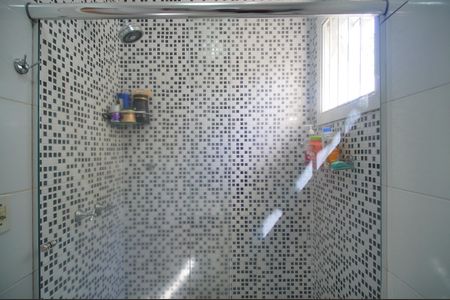 Casa à venda com 140m², 3 quartos e 2 vagasBanheiro da Suíte