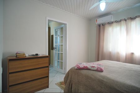 Casa à venda com 140m², 3 quartos e 2 vagasSuíte