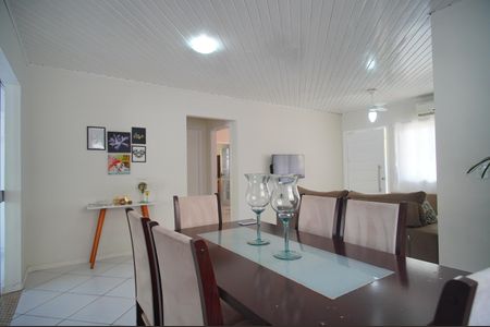 Casa à venda com 140m², 3 quartos e 2 vagasSala de Jantar