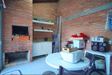 Casa à venda com 140m², 3 quartos e 2 vagasEspaço Gourmet