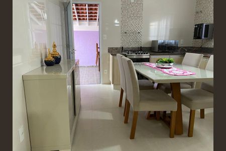 Casa à venda com 138m², 2 quartos e 5 vagasCozinha