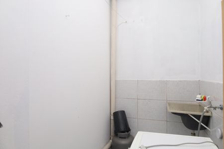 Casa de condomínio à venda com 72m², 2 quartos e 1 vagaÁrea de Serviço