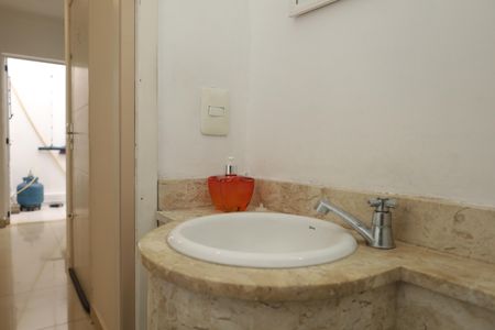 Casa de condomínio à venda com 72m², 2 quartos e 1 vagaLavabo