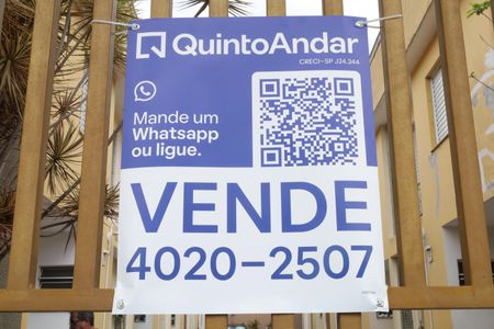 Casa de condomínio à venda com 72m², 2 quartos e 1 vagaPlaca