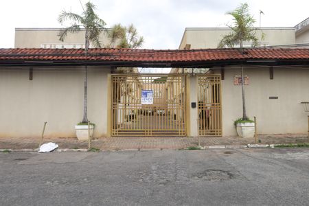 Casa de condomínio à venda com 72m², 2 quartos e 1 vagaFachada - Placa