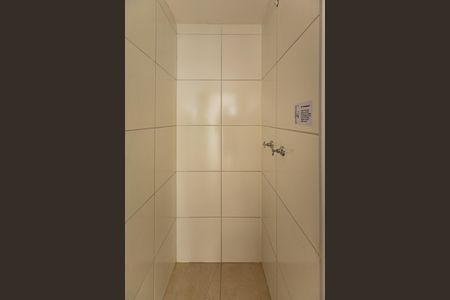 Apartamento à venda com 38m², 2 quartos e sem vaga Apartamento à venda com 38m², 2 quartos e sem vagaBanheiro Social