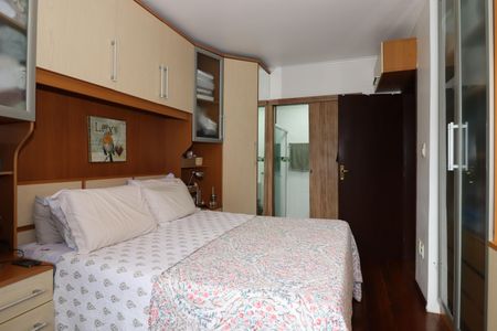 Apartamento à venda com 93m², 3 quartos e 2 vagasSuíte