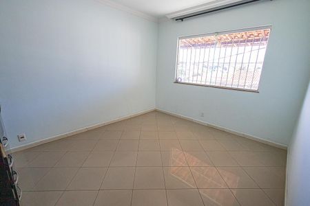 Quarto de casa para alugar com 2 quartos, 105m² em Santa Monica, Belo Horizonte