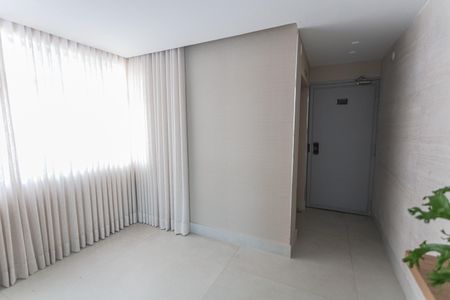 Apartamento à venda com 95m², 3 quartos e 2 vagas Apartamento à venda com 95m², 3 quartos e 2 vagasHall de entrada