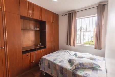 Apartamento à venda com 95m², 3 quartos e 2 vagas Apartamento à venda com 95m², 3 quartos e 2 vagasQuarto 2