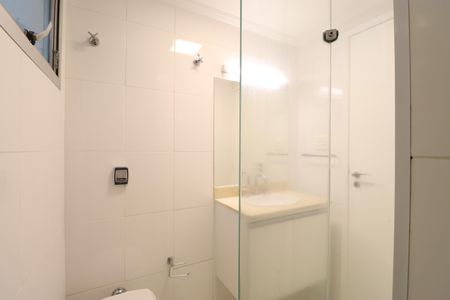 Apartamento à venda com 82m², 2 quartos e 1 vagaBanheiro Social