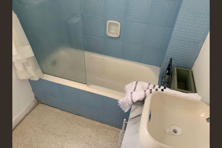 Apartamento à venda com 68m², 1 quarto e sem vaga Apartamento à venda com 68m², 1 quarto e sem vagaBanheiro