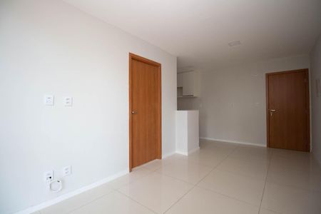 Sala de apartamento para alugar com 1 quarto, 43m² em Shcgn 703, Brasília