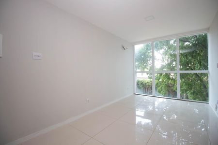 Sala de apartamento para alugar com 1 quarto, 43m² em Shcgn 703, Brasília