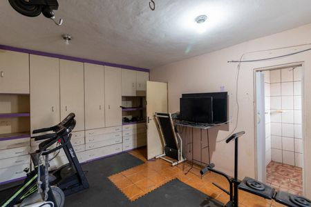 Casa à venda com 200m², 7 quartos e 5 vagasSuíte 2