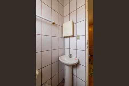 Casa à venda com 200m², 7 quartos e 5 vagasBanheiro Suíte 3