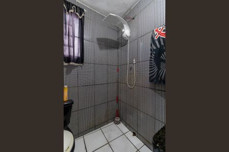 Casa à venda com 200m², 7 quartos e 5 vagasEdícula - Banheiro