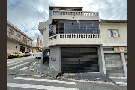 Casa à venda com 200m², 7 quartos e 5 vagasFachada