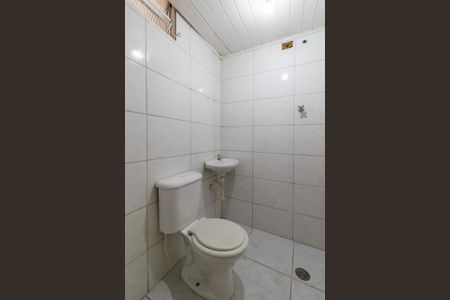 Casa à venda com 200m², 7 quartos e 5 vagasSalão - Banheiro