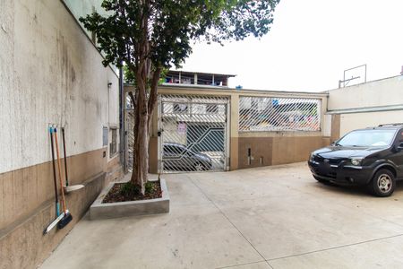 Casa de condomínio à venda com 250m², 2 quartos e 1 vaga Casa de condomínio à venda com 250m², 2 quartos e 1 vagaEstacionamento e Entrada