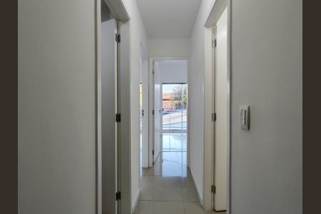 Corredor de casa para alugar com 2 quartos, 60m² em São Francisco Xavier, Rio de Janeiro