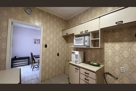 Casa à venda com 204m², 3 quartos e 2 vagas Casa à venda com 204m², 3 quartos e 2 vagasCozinha