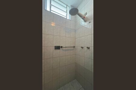 Casa à venda com 204m², 3 quartos e 2 vagas Casa à venda com 204m², 3 quartos e 2 vagasBanheiro da Suíte