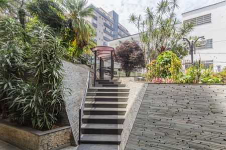 Apartamento à venda com 110m², 2 quartos e 1 vagaHall de entrada