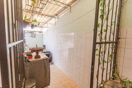 Apartamento à venda com 110m², 2 quartos e 1 vagaÁrea de Serviço