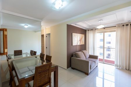 Apartamento para alugar com 65m², 2 quartos e 1 vagaSala