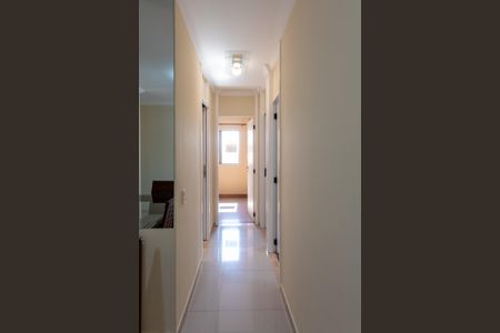 Apartamento para alugar com 65m², 2 quartos e 1 vagaCorredor de acesso aos Quartos