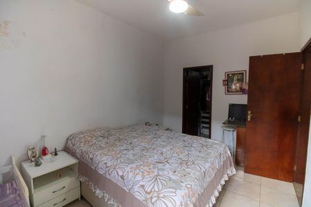 Casa à venda com 258m², 4 quartos e sem vagaSuíte 2