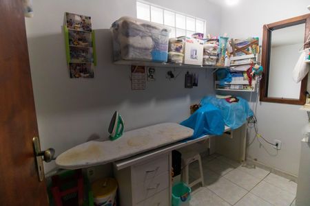 Casa à venda com 258m², 4 quartos e sem vagaQuarto