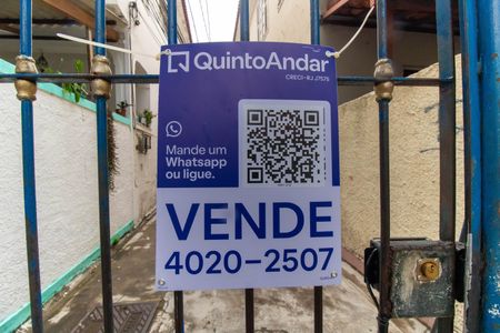 Casa à venda com 258m², 4 quartos e sem vagaPlaquinha