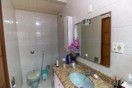 Casa à venda com 258m², 4 quartos e sem vagaBanheiro da Suíte 2