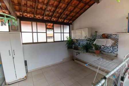 Casa à venda com 258m², 4 quartos e sem vagaTerraço