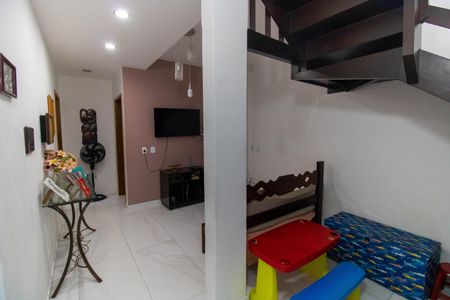 Casa à venda com 258m², 4 quartos e sem vagaSala