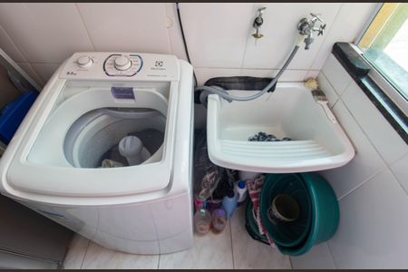 Casa de condomínio à venda com 50m², 2 quartos e 1 vaga Casa de condomínio à venda com 50m², 2 quartos e 1 vagaÁrea de Serviço