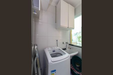 Casa de condomínio à venda com 50m², 2 quartos e 1 vaga Casa de condomínio à venda com 50m², 2 quartos e 1 vagaÁrea de Serviço
