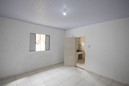 Sala/Quarto de casa para alugar com 1 quarto, 40m² em Vila Leonor, São Paulo